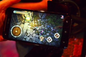 Gaming on HTC Droid DNA - Best games to play